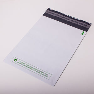 Poštovní Recyklovaná Plastová Obálka S Klopou Bílá 25.4x35.6cm